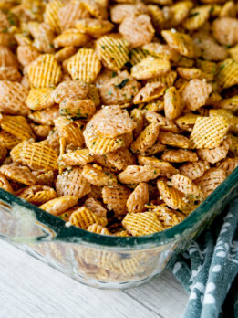 Japanese Hawaiian furikake chex mix